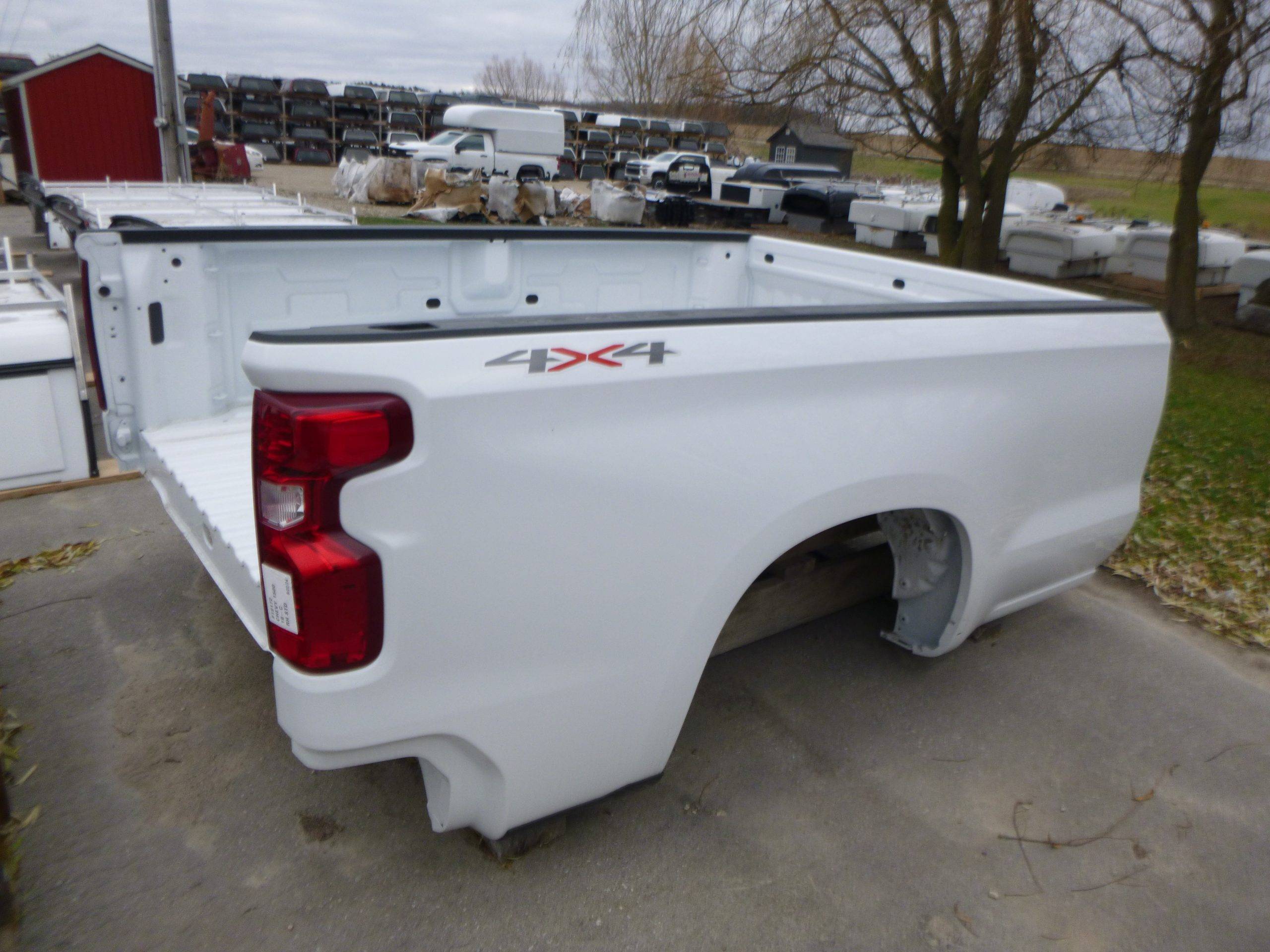 2019 – 2026 Chevrolet Silverado 1500 8′ White Take off Truck Box
