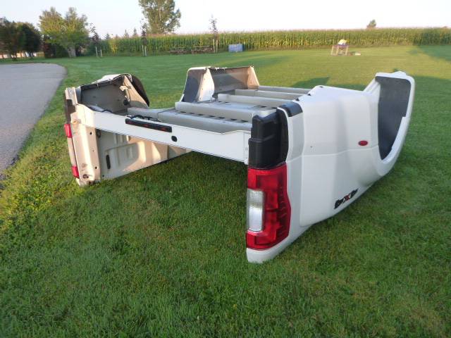 2017-2022 Ford Superduty 8′ Dually White New Take off Truck box