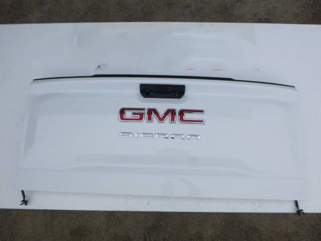 2019 – 2026 GMC Sierra 1500 White Tailgate with Electronic handle, Light and Camera hole