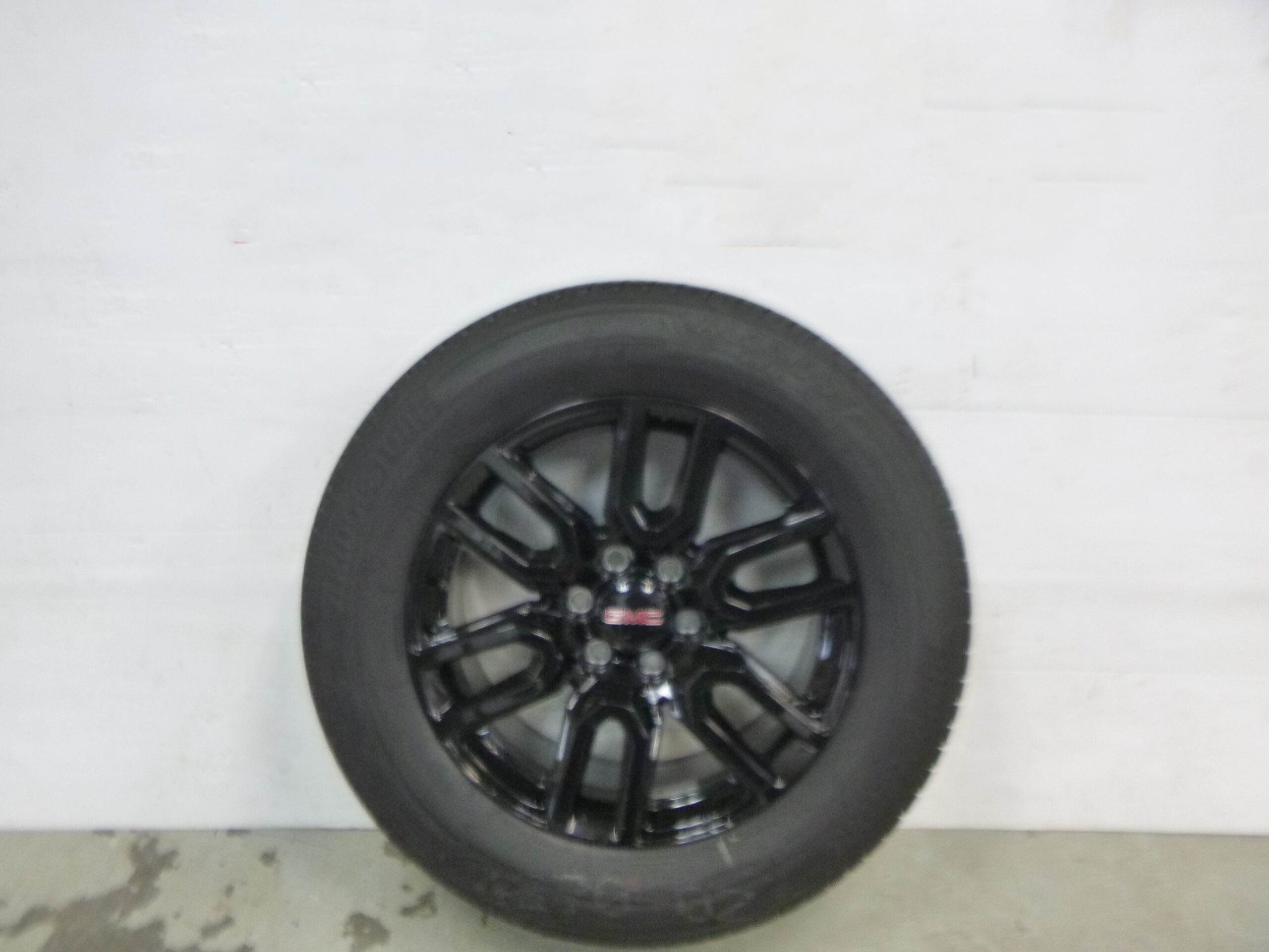 1988 – 2026 GMC Sierra or Chevrolet Silverado 1500 Bridgestone Alenza 275/60R20 Tires and Rims