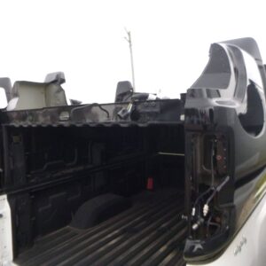 2020-2026-chevrolet-silverado-hd-2500-3500-srw-8%e2%80%b2-black-take-off-truck-box-with-sprayliner-5th-wheel-prep