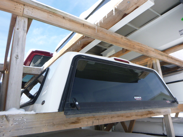 2007 – 2013 GMC Sierra 6’6 8624 White Ranch Truck Cap