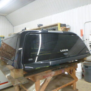 2015-2020-ford-f150-56-g1-shadow-black-leer100xq-truck-cap