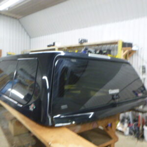 2015-2020-ford-f150-56-g1-shadow-black-raider-truck-cap