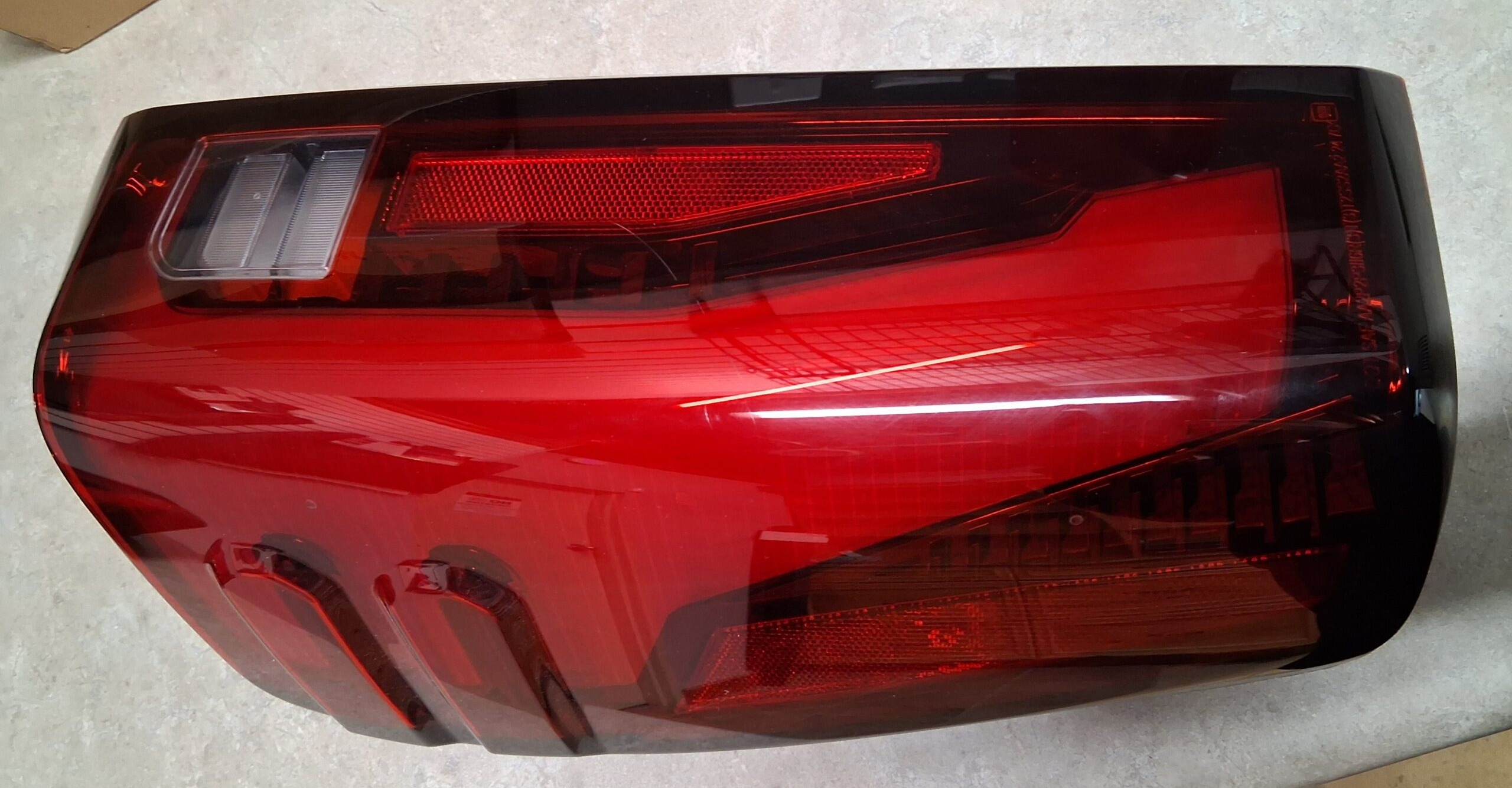 2019 – 2024 GMC Sierra 1500/2500/3500 LED Passenger side Tail Light
