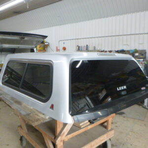 ford-f150-56-ux-ignot-silver-leer100xr-truck-cap