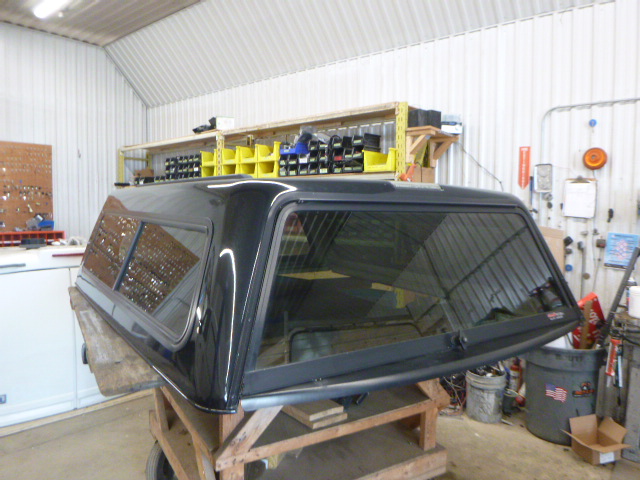 Dodge Ram 6’6 CREW Cab PXR Brilliant Black Contour III Truck Cap