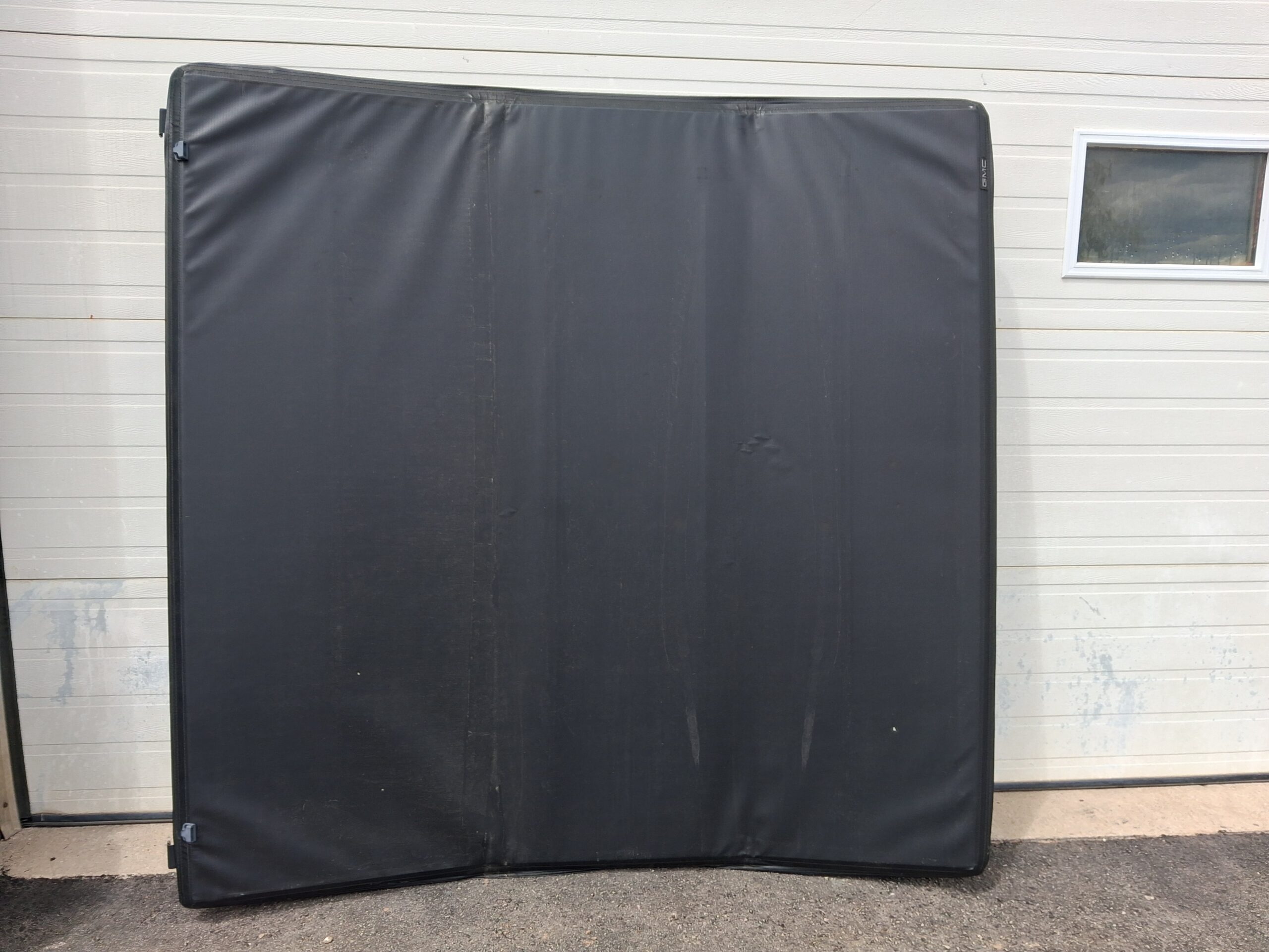 Chevrolet Silverado or GMC Sierra 5’8 Soft Tonneau Cover