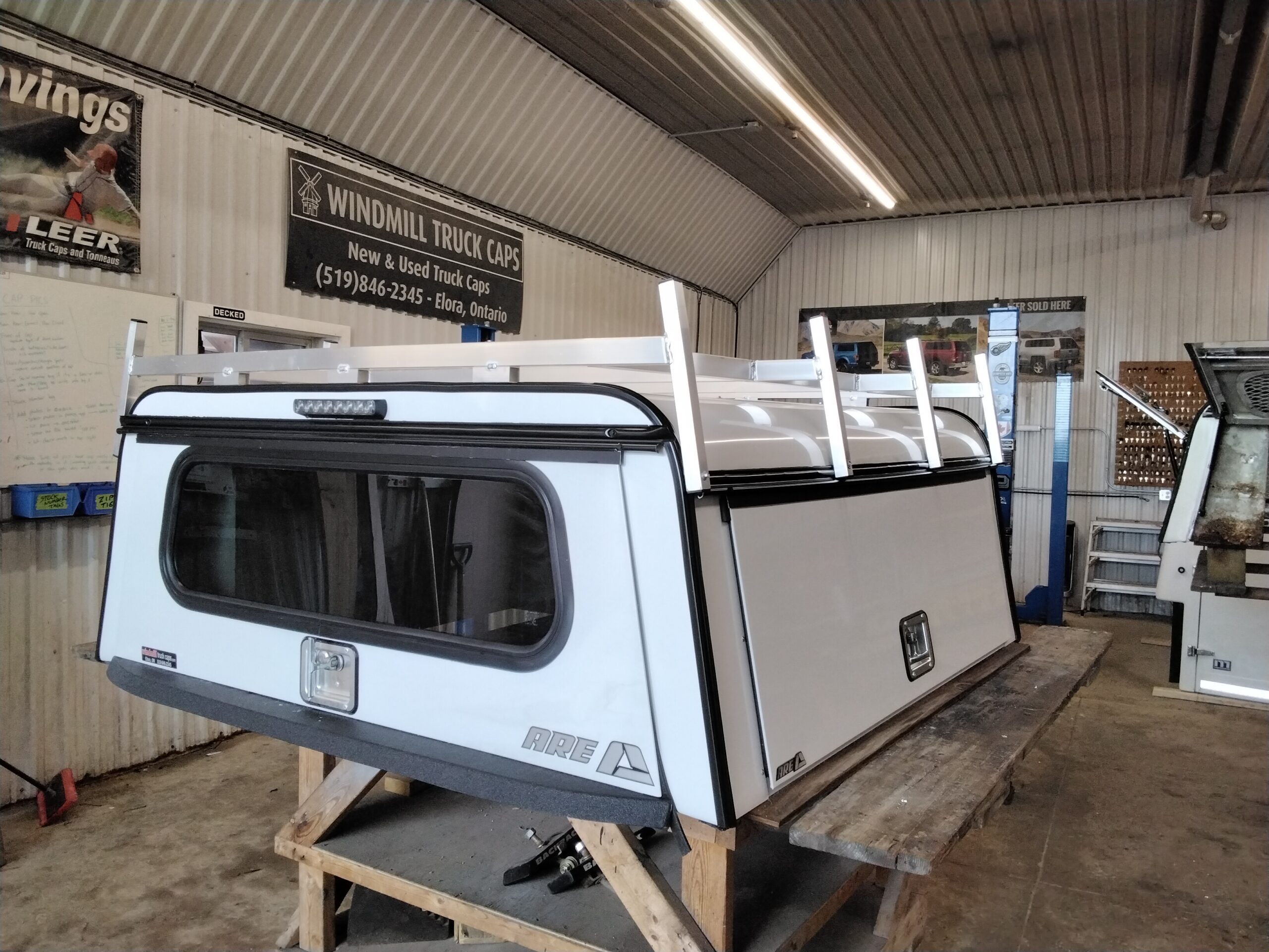 Ford Ranger White ARE Contractor 5′ Truck Cap