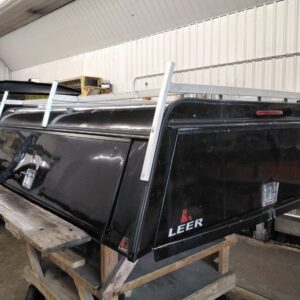 gmc-sierra-or-chevrolet-silverado-66-black-leer-contractor-truck-cap