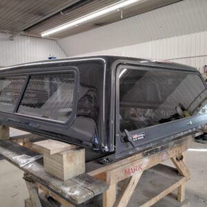 ford-f150-66-ua-ebony-black-contour-iii-truck-cap