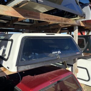 ford-f150-66-yz-oxford-white-are-truck-cap