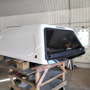 ford-f150-56-yz-oxford-white-leer-180-truck-cap