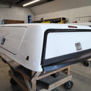 chevrolet-silverado-1500-66-gaz-summit-white-leer100scc-truck-cap
