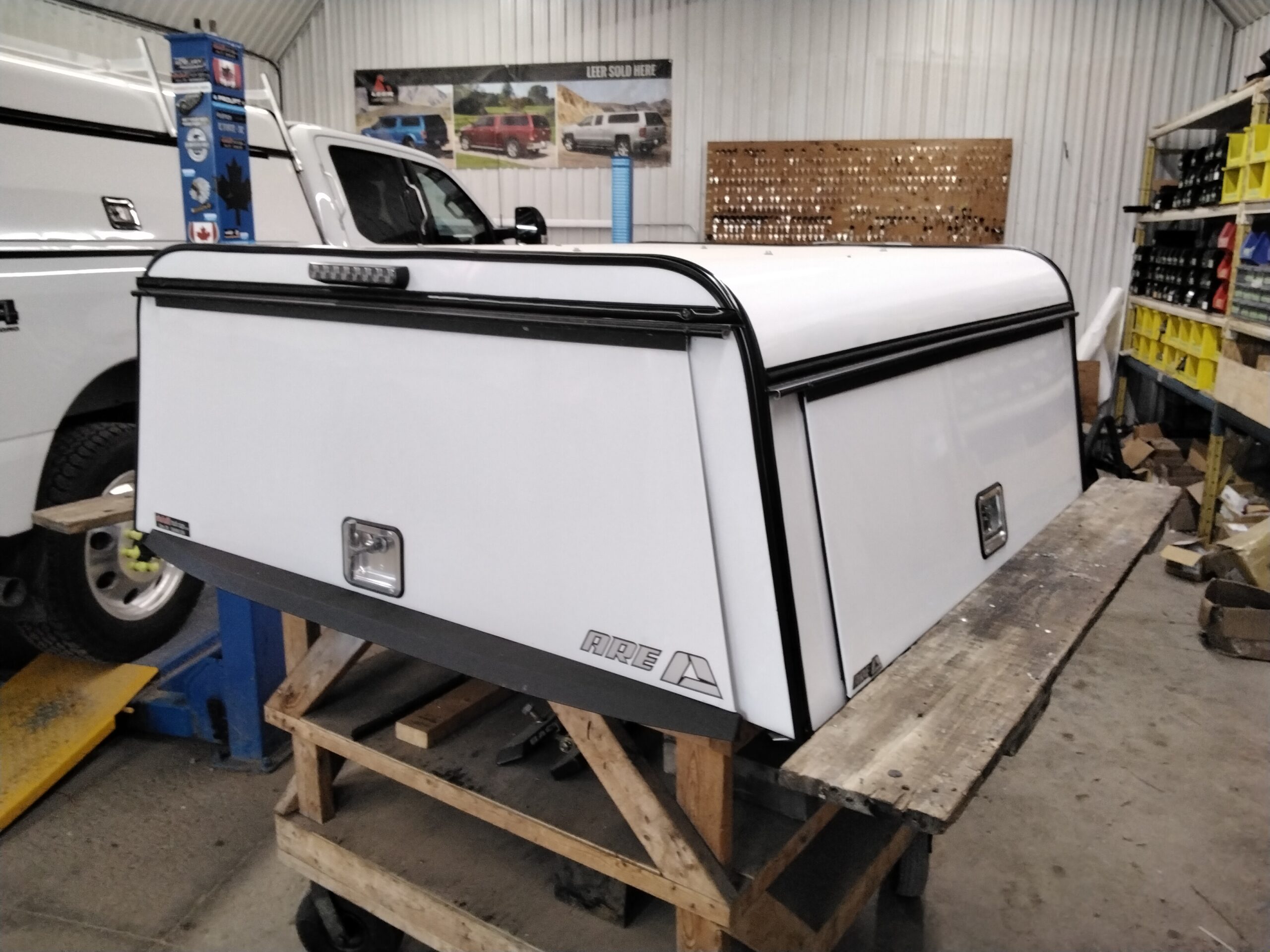 2019 – 2023 Ford Ranger 5′ White ARE Contractor Truck Cap