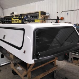 dodge-ram-8%e2%80%b2-pw7-white-leer100rcc-truck-cap