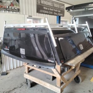 gmc-sierra-or-chevrolet-silverado-58-black-leer-contractor-truck-cap