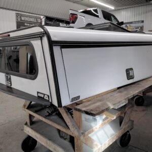 dodge-ram-64-white-are-contractor-truck-cap