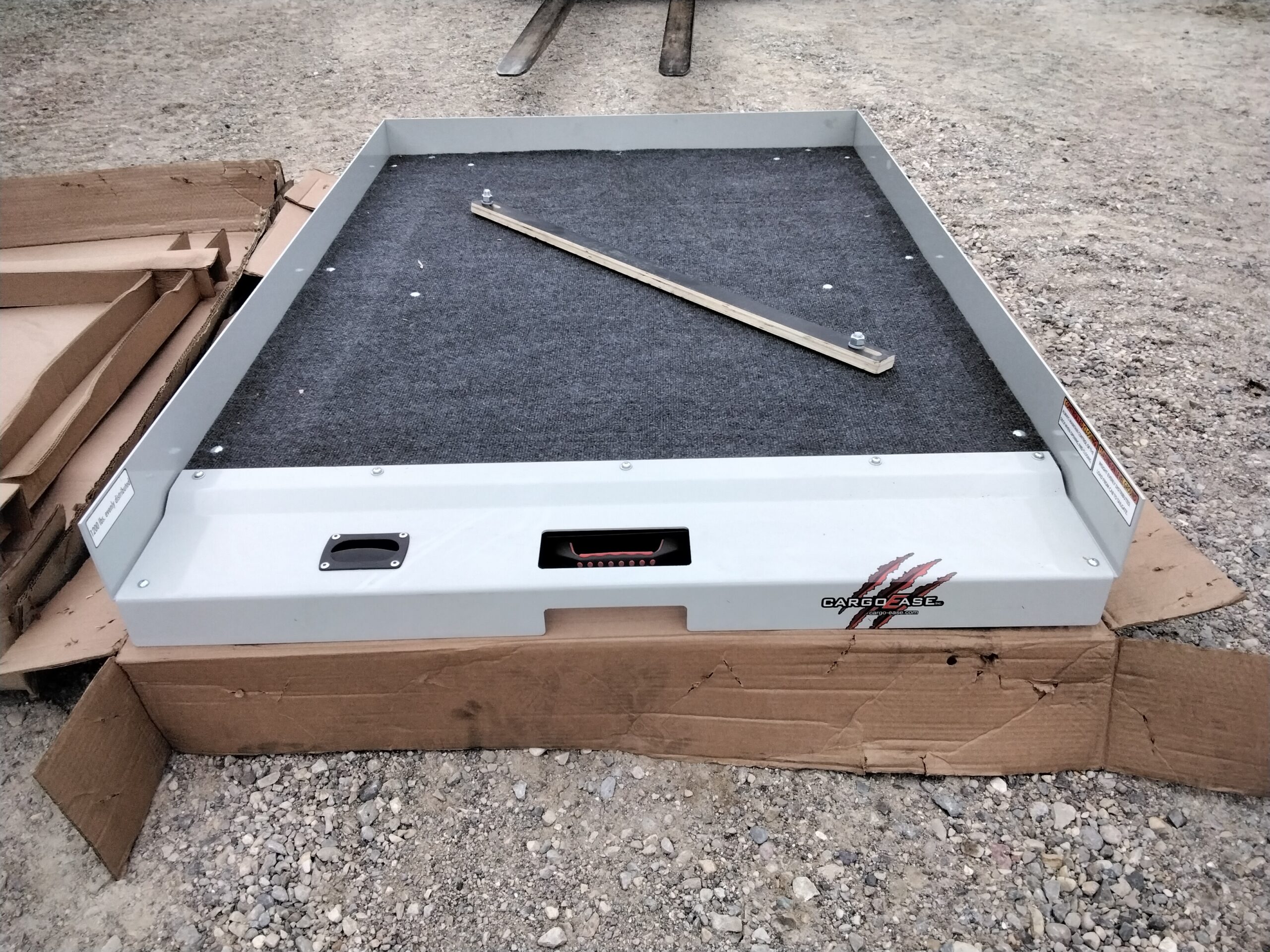58″ x 41″ 1200lbs CargoEase