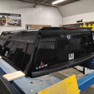 2023-2026-ford-superduty-69-black-leer-contractor-truck-cap