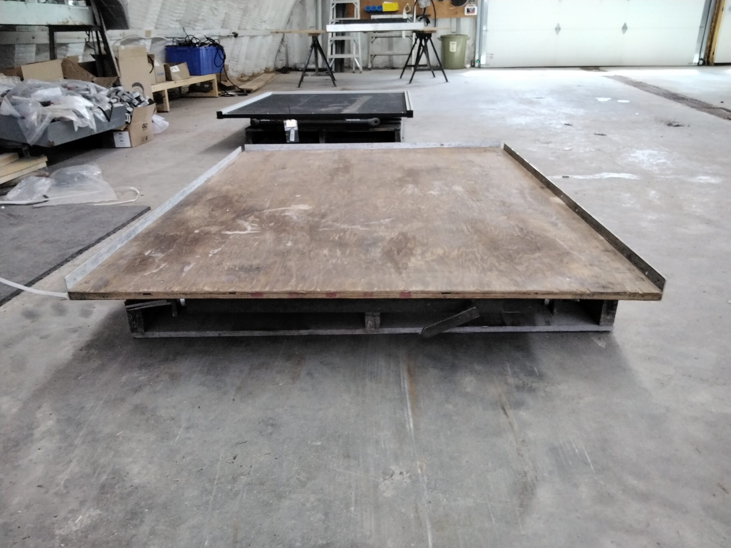 67″ X 48″ 1200lbs Slide *will not fit F150*