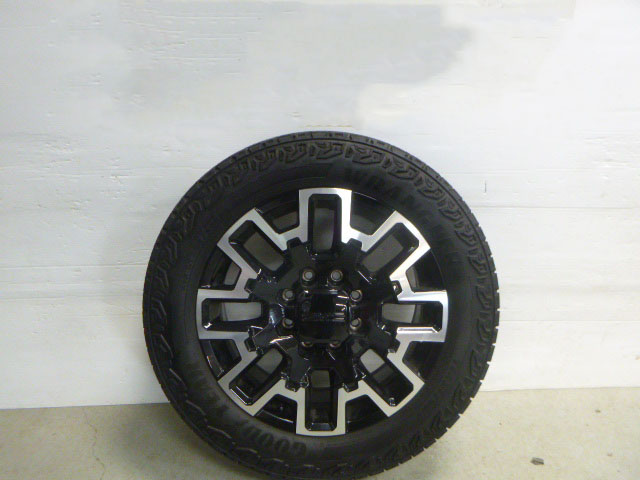 2011 – 2026 GMC Sierra or Chevrolet Silverado HD 2500/3500 Goodyear Wrangler Territory AT LT265/60R22 Tires and Rims