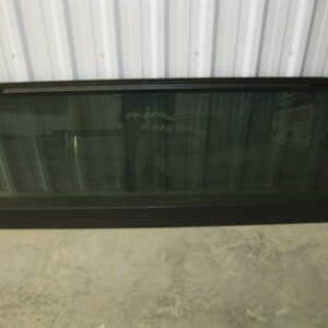 brand-new-leer-truck-cap-rear-doors-available-upon-order