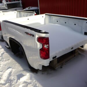 2020-2026-chev-silverado-2500-3500-white-6-9%e2%80%b2-truck-box-tailights-not-included-3